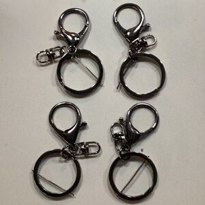 Findings: 4 Gunmetal keychains